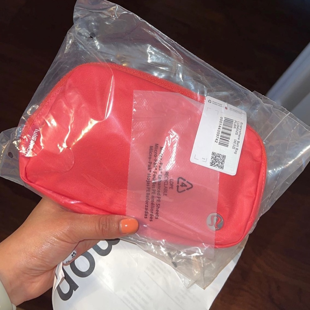 Lululemon pale raspberry belt bag